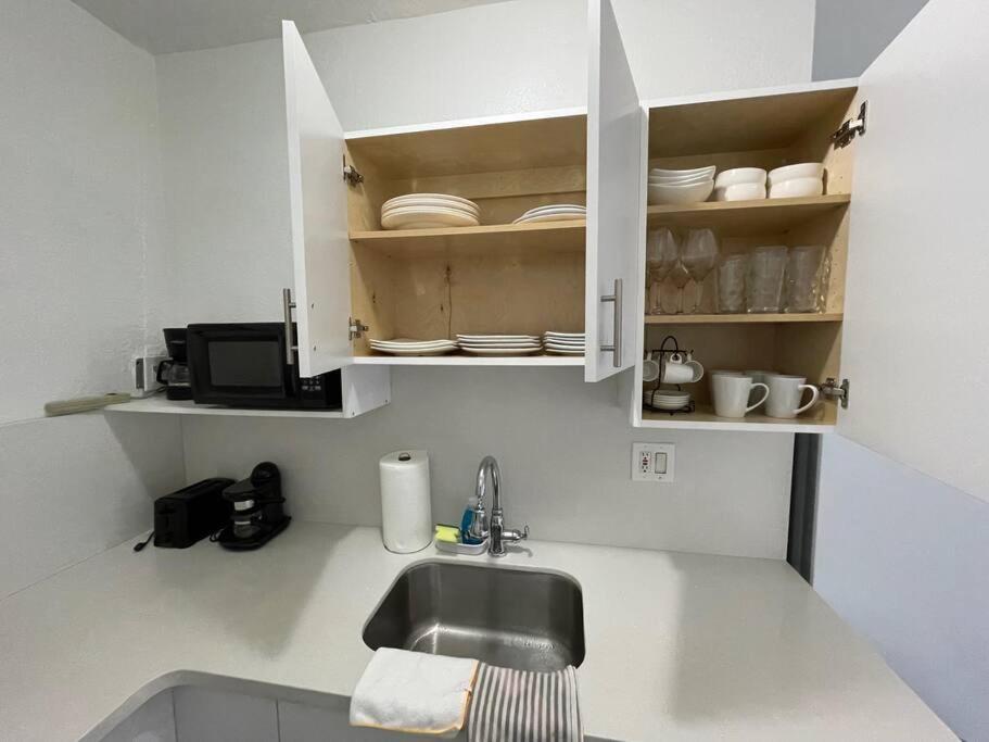 Comfortable Modern Apartment- Location. Appartamento *